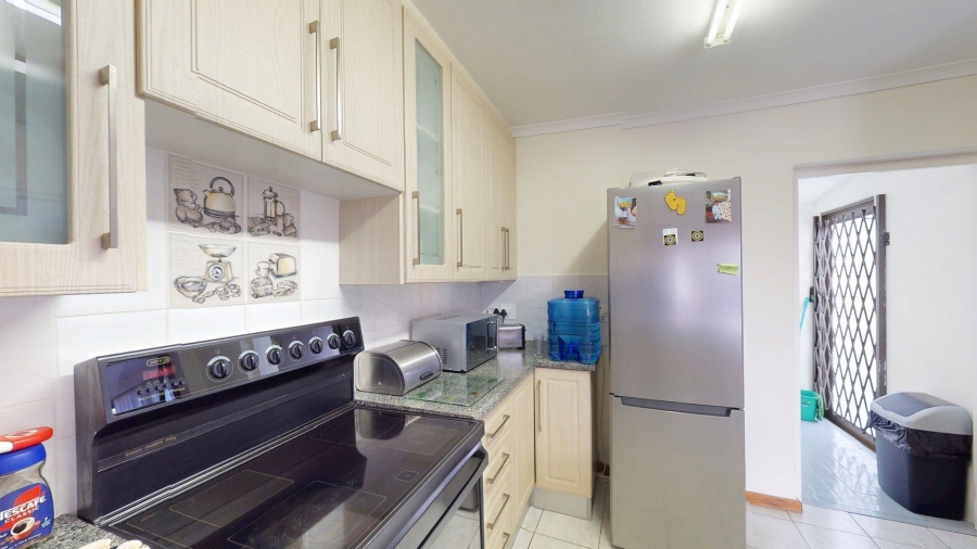 2 Bedroom Property for Sale in Sherwood Eastern Cape